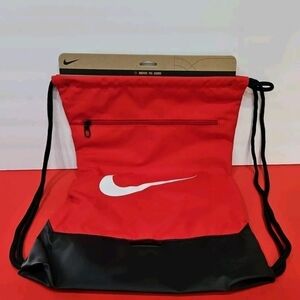 New Nike Brasilia 9.5 Gym Bag Lightweight Gym Sack Game Red
